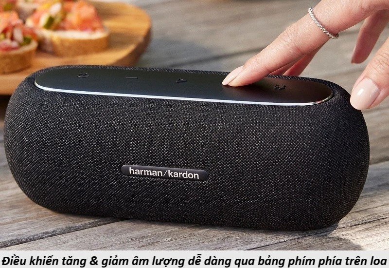 Loa Harman Kardon Luna điều khiển