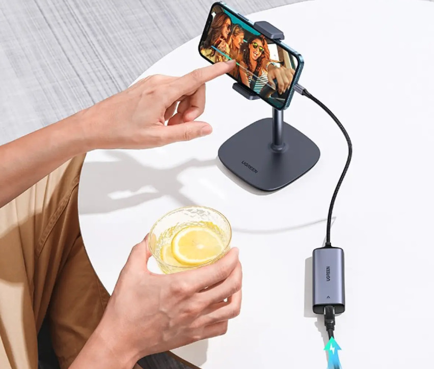 Cáp chuyển đổi Lightning to RJ45 hỗ trợ cổng sạc Ugreen 70958